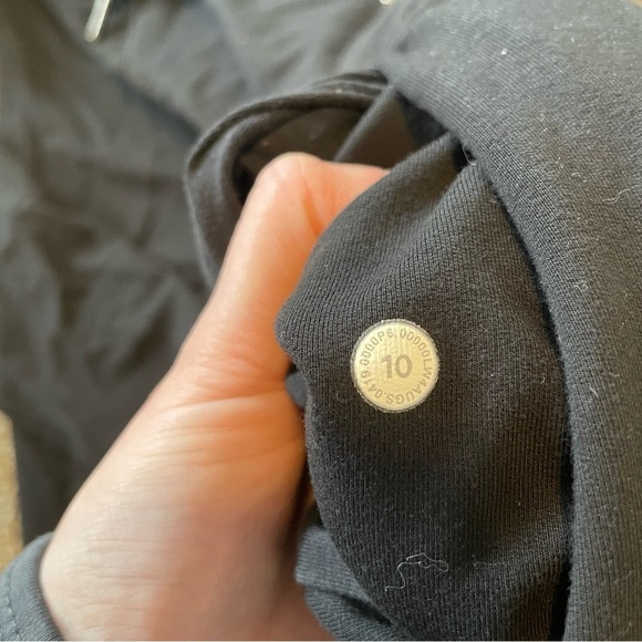 Lululemon Coast East Wrap black - Picture 7 of 7